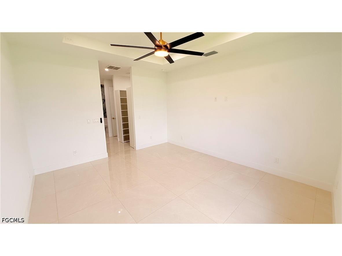 2827 SW 2nd Lane Cape Coral FL 33991 2026028077 image23