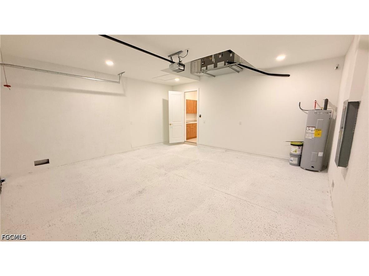 2827 SW 2nd Lane Cape Coral FL 33991 2026028077 image29