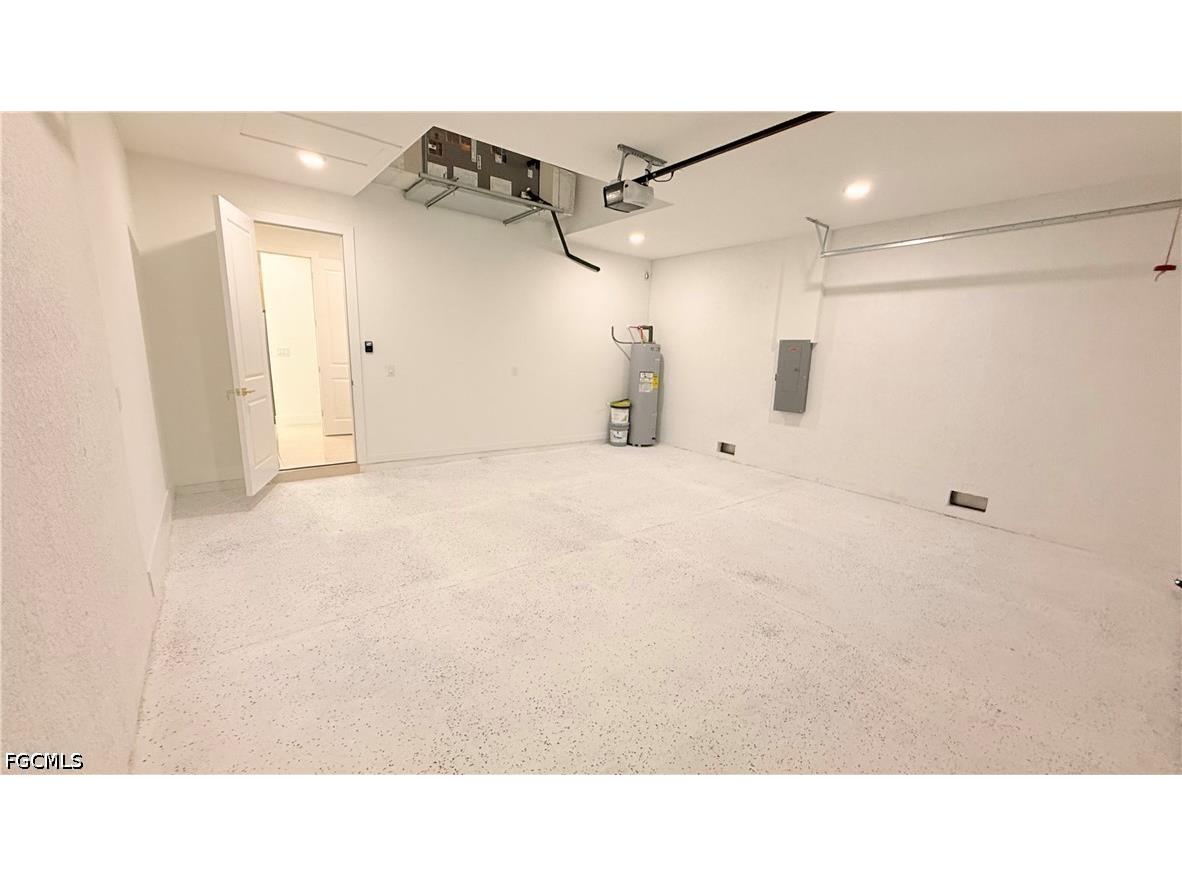 2827 SW 2nd Lane Cape Coral FL 33991 2026028077 image30