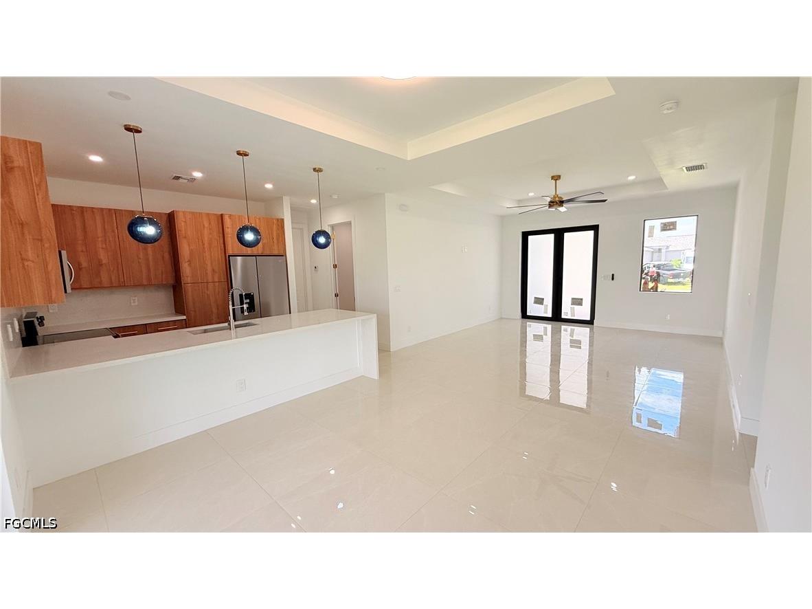 2827 SW 2nd Lane Cape Coral FL 33991 2026028077 image41