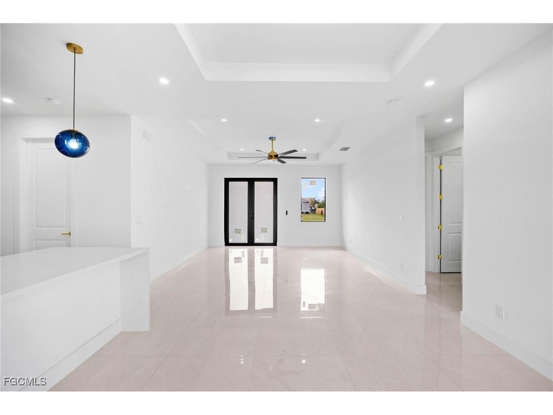 2827 SW 2nd Lane Cape Coral FL 33991 2025023870 image12