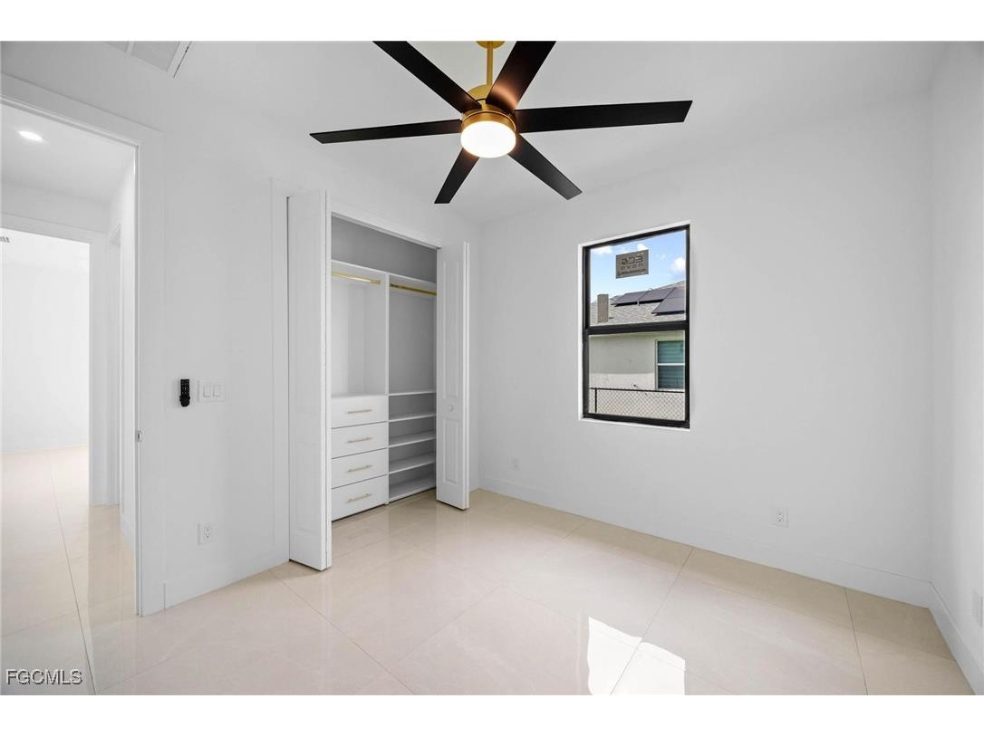 2827 SW 2nd Lane Cape Coral FL 33991 2025023870 image20