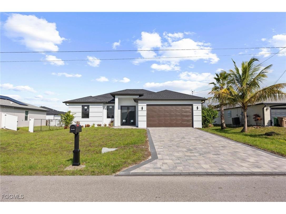2827 SW 2nd Lane Cape Coral FL 33991 2025023870 image3