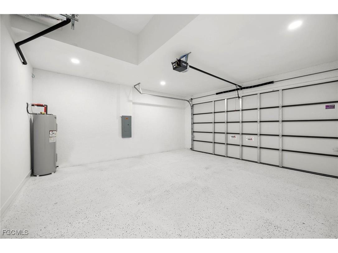 2827 SW 2nd Lane Cape Coral FL 33991 2025023870 image34