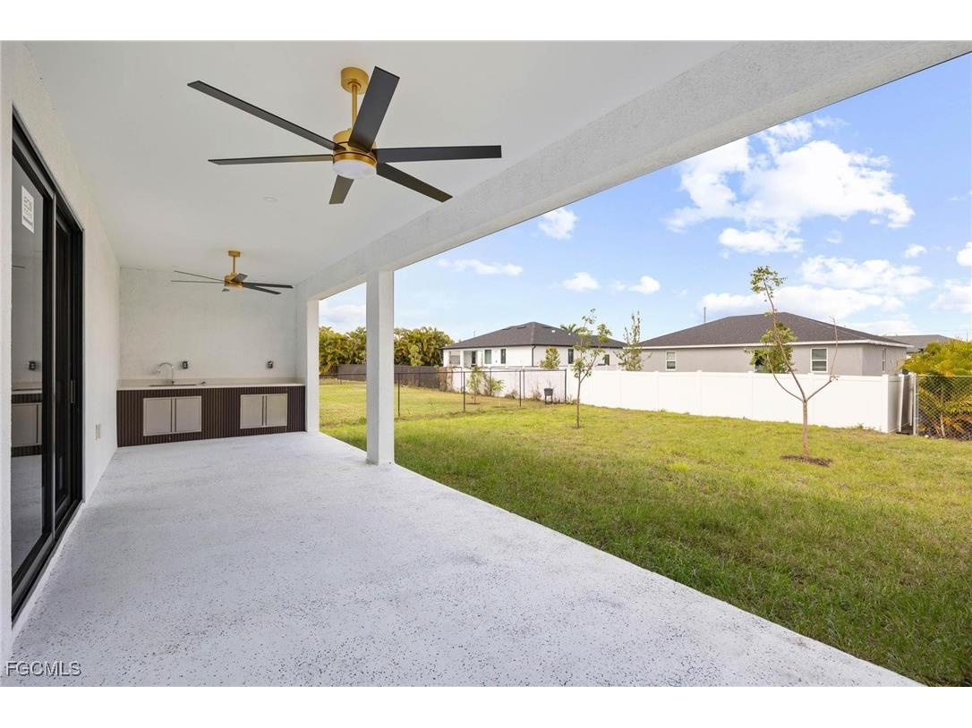 2827 SW 2nd Lane Cape Coral FL 33991 2025023870 image35