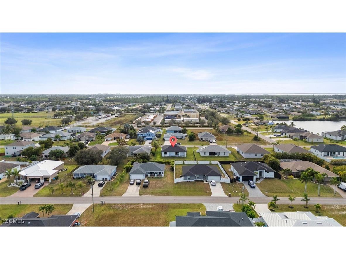 2827 SW 2nd Lane Cape Coral FL 33991 2025023870 image42