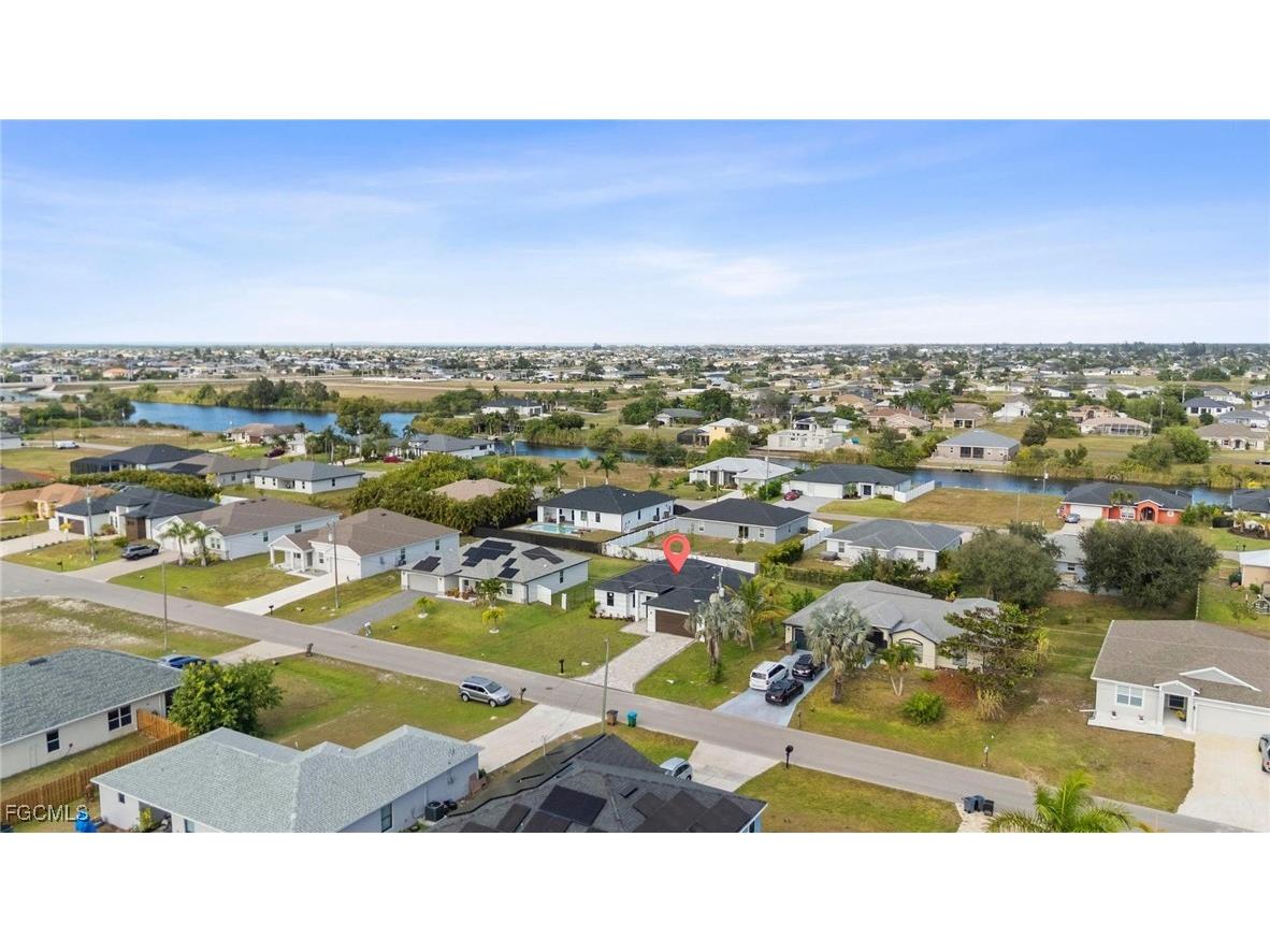 2827 SW 2nd Lane Cape Coral FL 33991 2025023870 image45