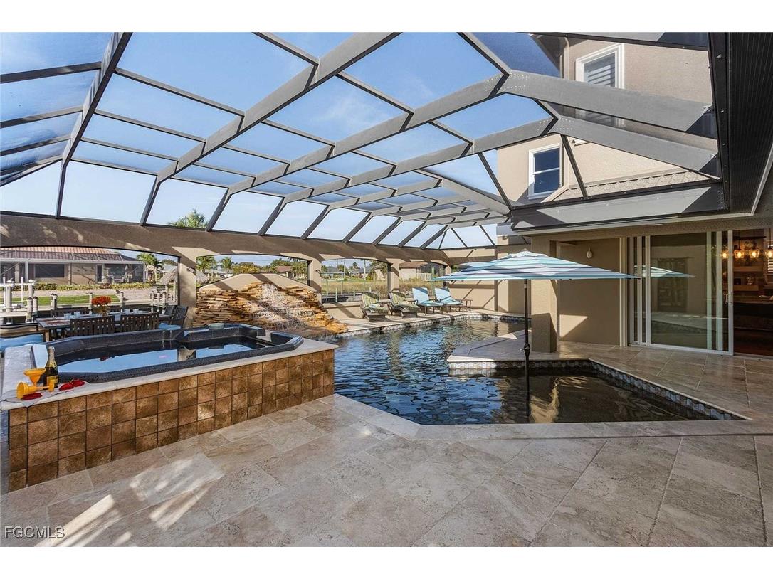 2827 SW 33rd Street Cape Coral FL 33914 2025009741 image1