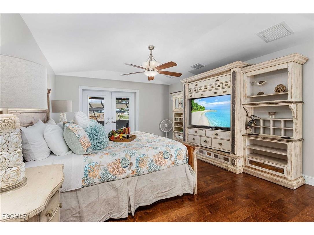 2827 SW 33rd Street Cape Coral FL 33914 2025009741 image12