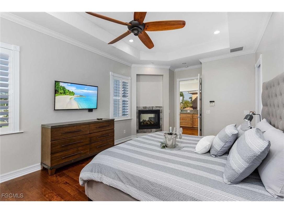 2827 SW 33rd Street Cape Coral FL 33914 2025009741 image15