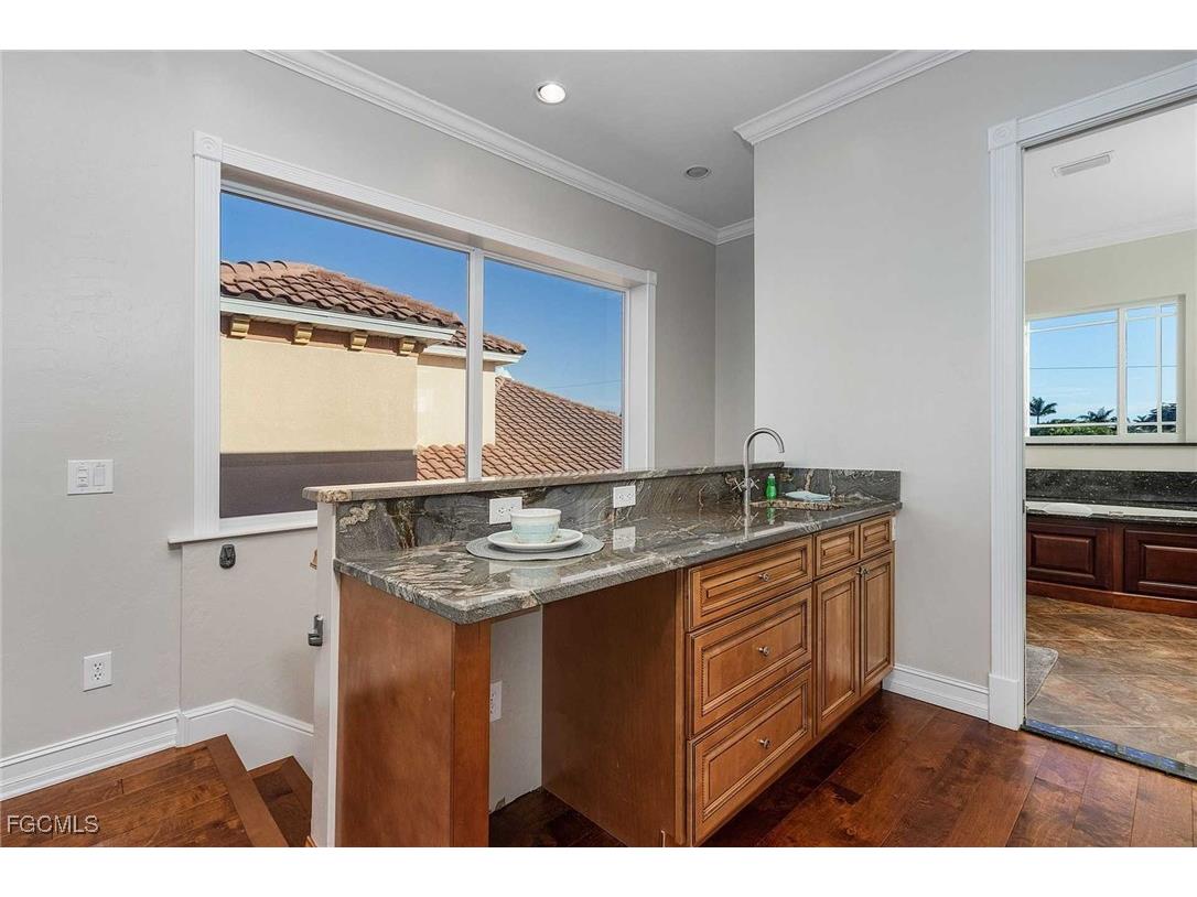 2827 SW 33rd Street Cape Coral FL 33914 2025009741 image18