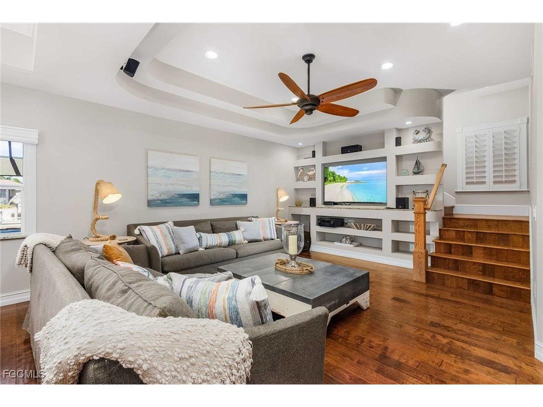 2827 SW 33rd Street Cape Coral FL 33914 2025009741 image5