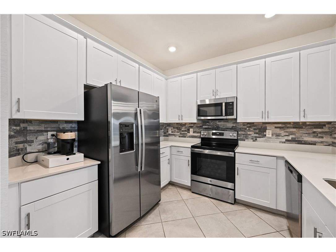 2828 Citrus Street Naples FL 34120 226015638 image5