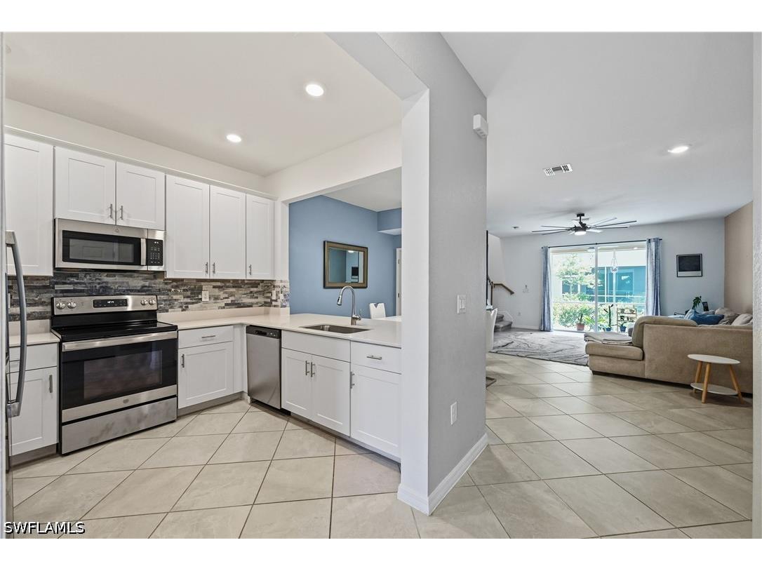 2828 Citrus Street Naples FL 34120 226015638 image8