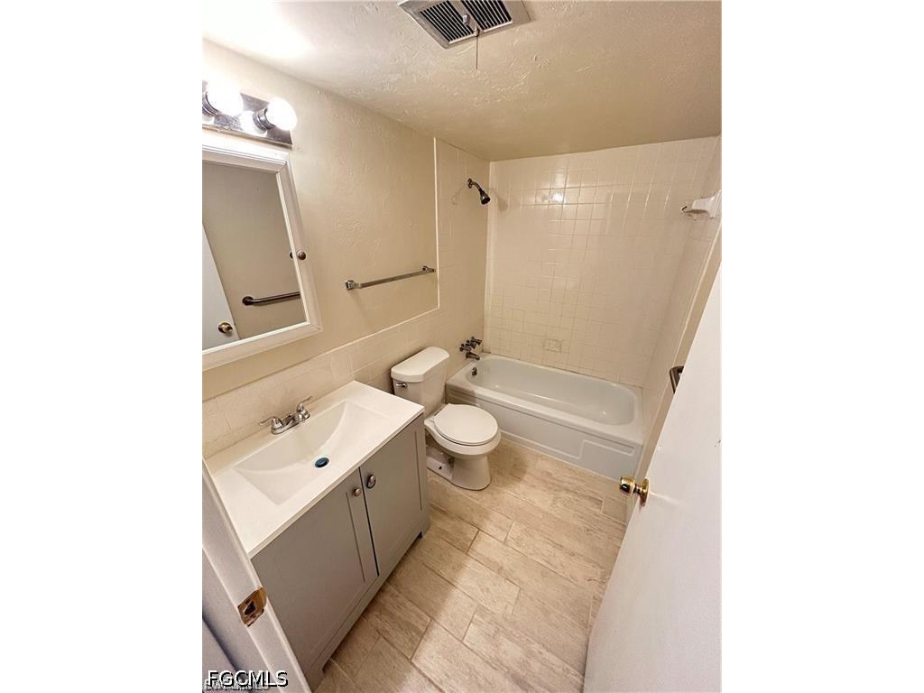 2828 Jackson Street #C7 Fort Myers FL 33901 2026017821 image8