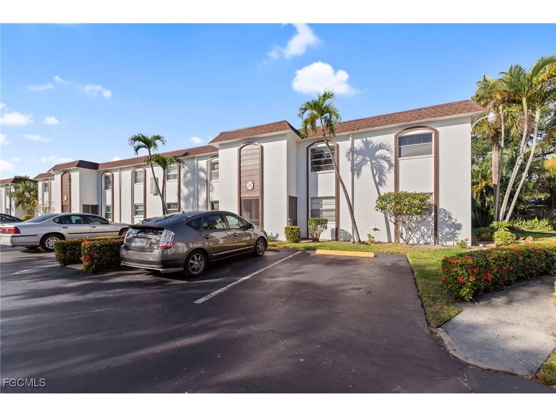 2828 Jackson Street #D8 Fort Myers FL 33901 2025017953 image3