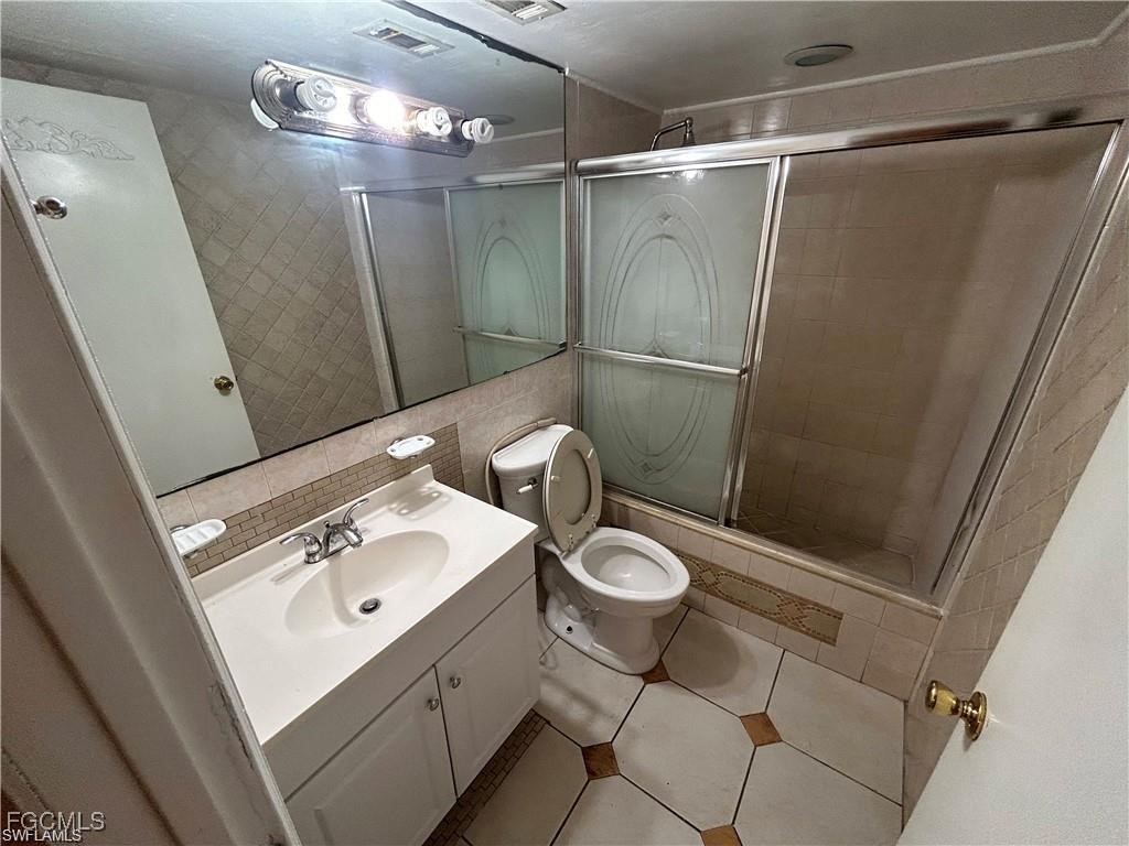 2828 Jackson Street #H5 Fort Myers FL 33901 2026005721 image7