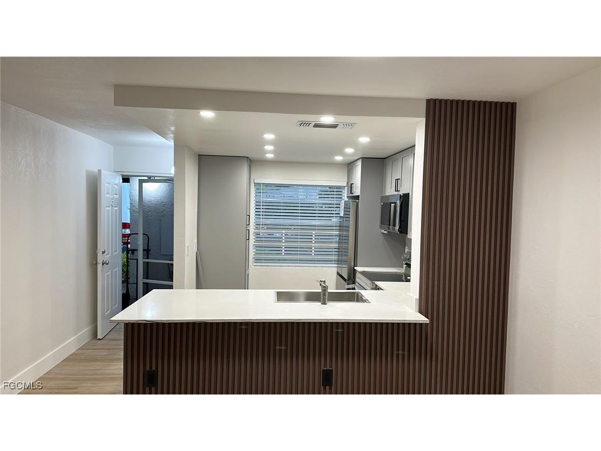 2828 Jackson Street #I3 Fort Myers FL 33901 2025008824 image3