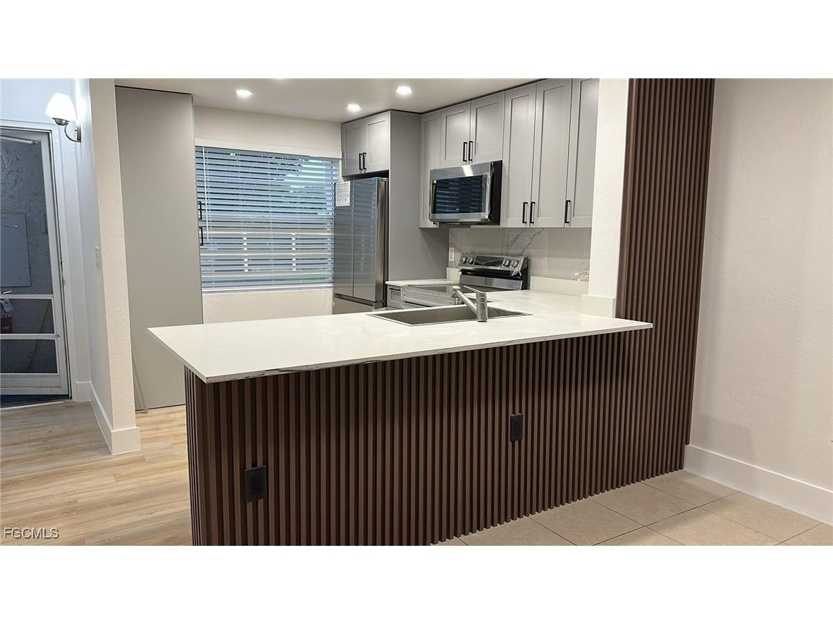 2828 Jackson Street #I3 Fort Myers FL 33901 2025010122 image8