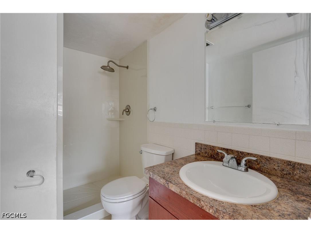 2828 Jackson Street #M5 Fort Myers FL 33901 2026023696 image16