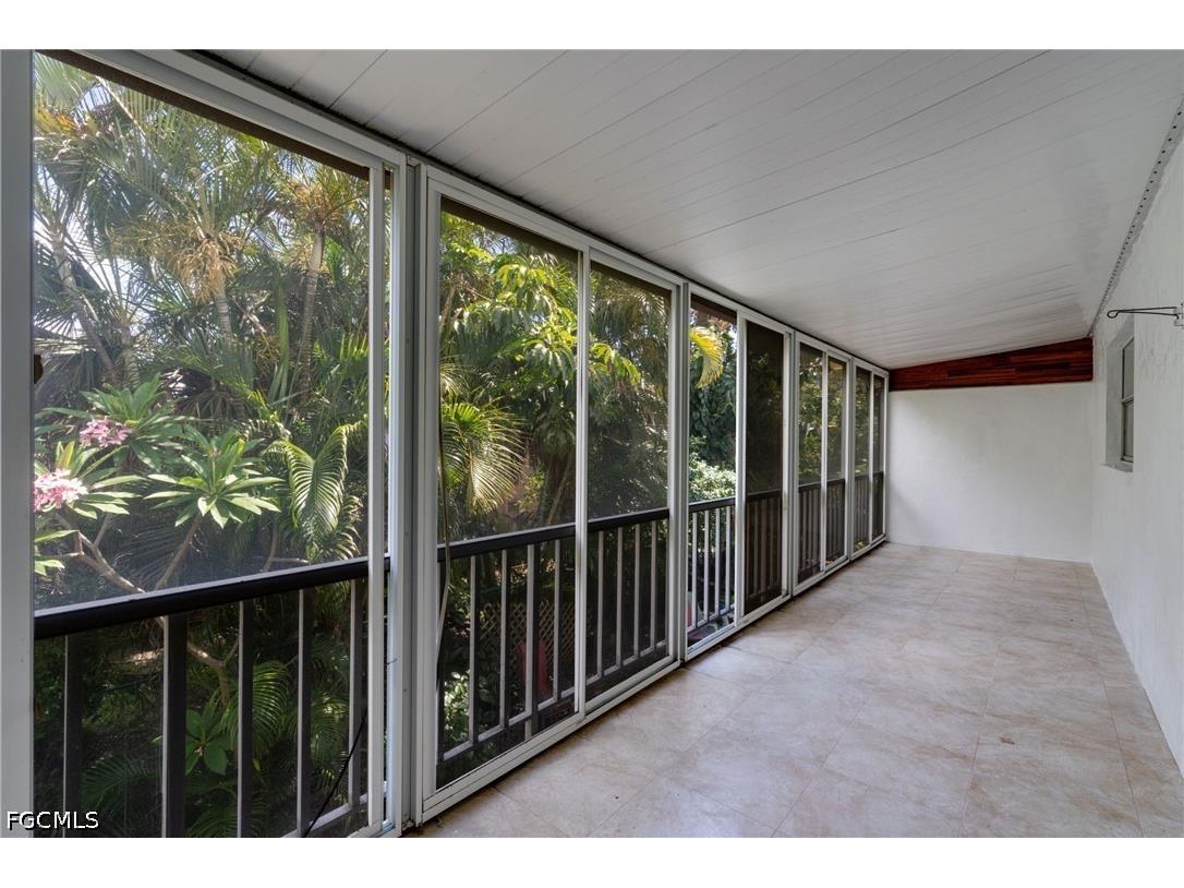2828 Jackson Street #M5 Fort Myers FL 33901 2026023696 image5