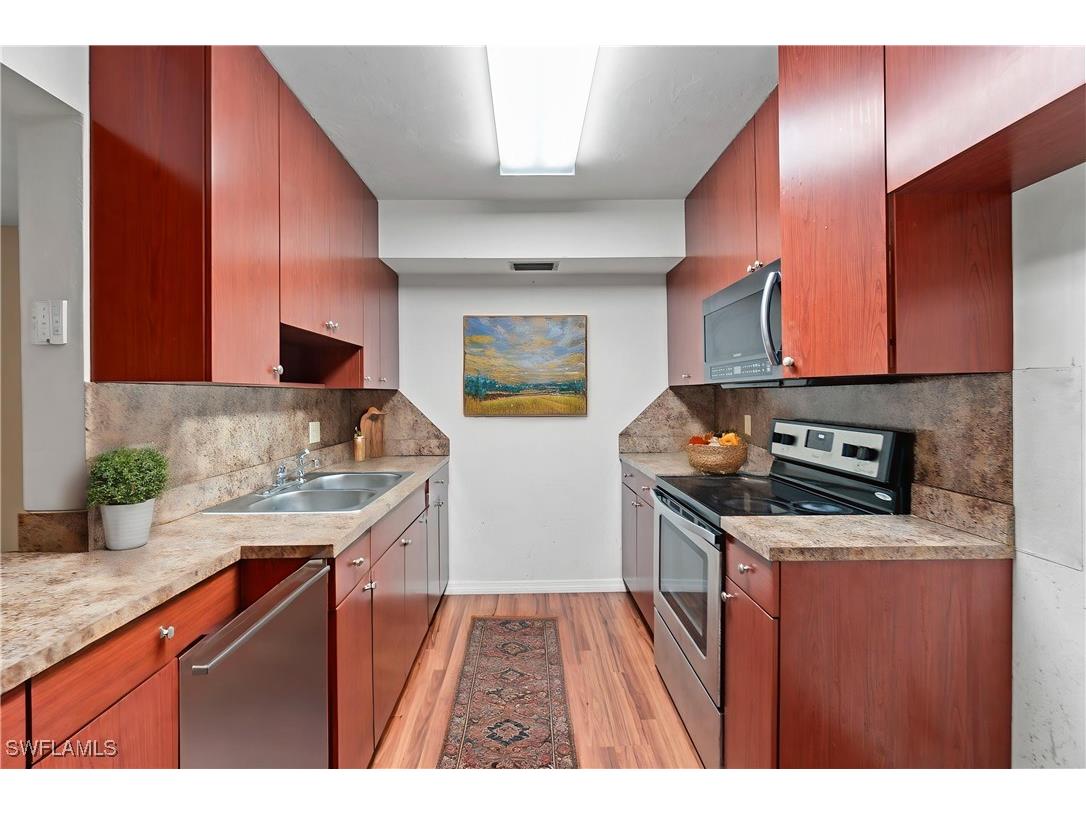 2828 Jackson Street #M5 Fort Myers FL 33901 225067071 image6