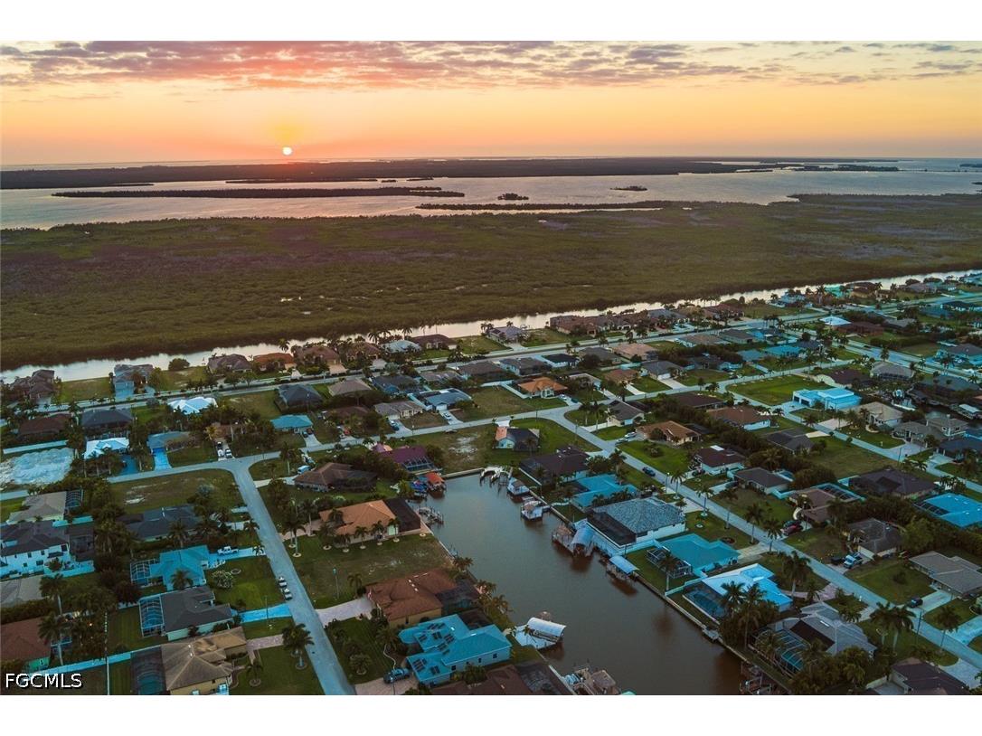 2828 SW 33rd Terrace Cape Coral FL 33914 2026018716 image32
