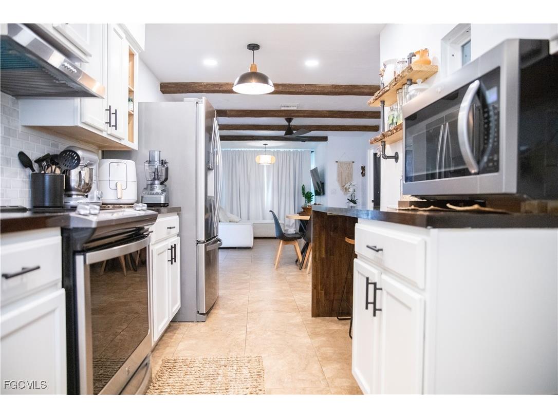 2828 Santa Barbara Boulevard Cape Coral FL 33914 2025020323 image13