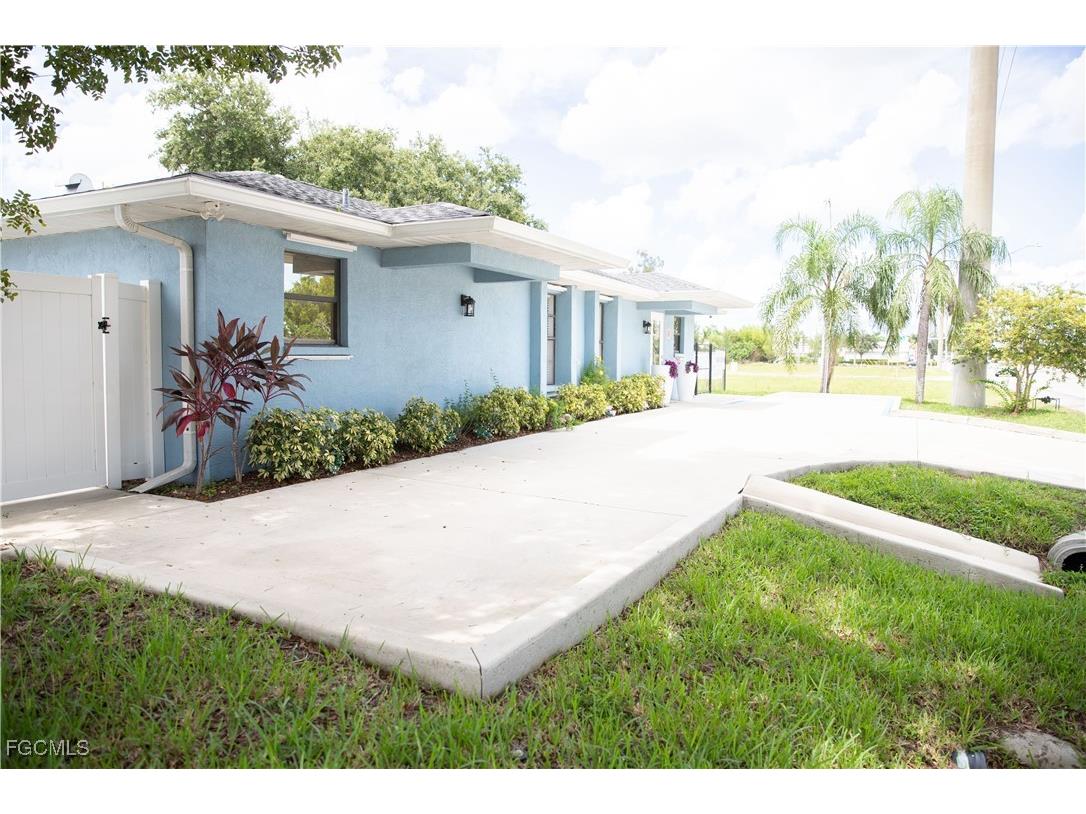 2828 Santa Barbara Boulevard Cape Coral FL 33914 2025020323 image33