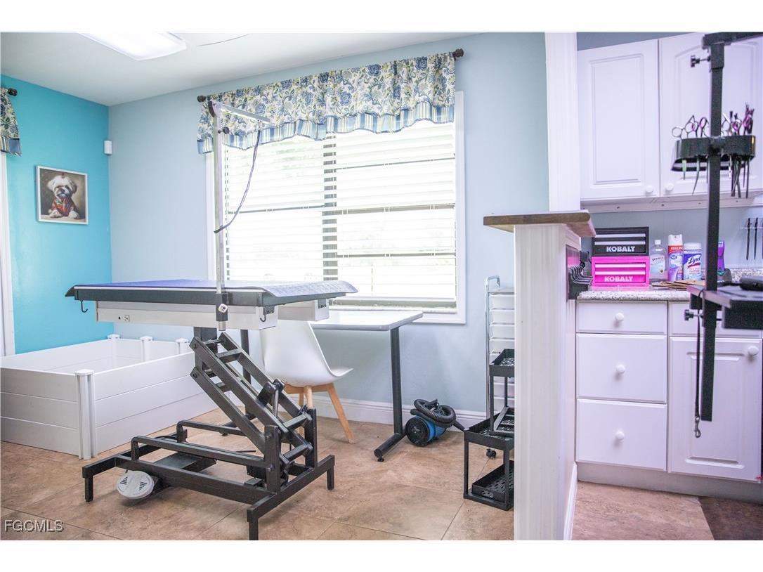 2828 Santa Barbara Boulevard Cape Coral FL 33914 2025020323 image37