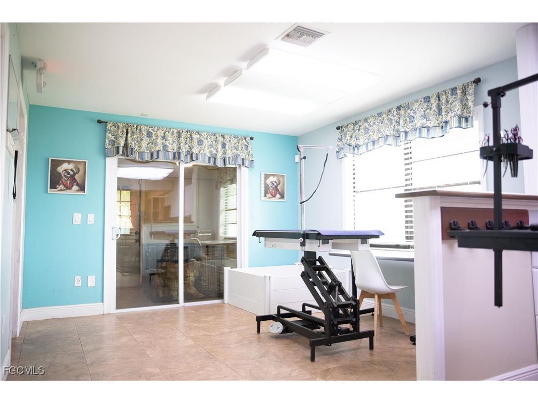 2828 Santa Barbara Boulevard Cape Coral FL 33914 2025020323 image44