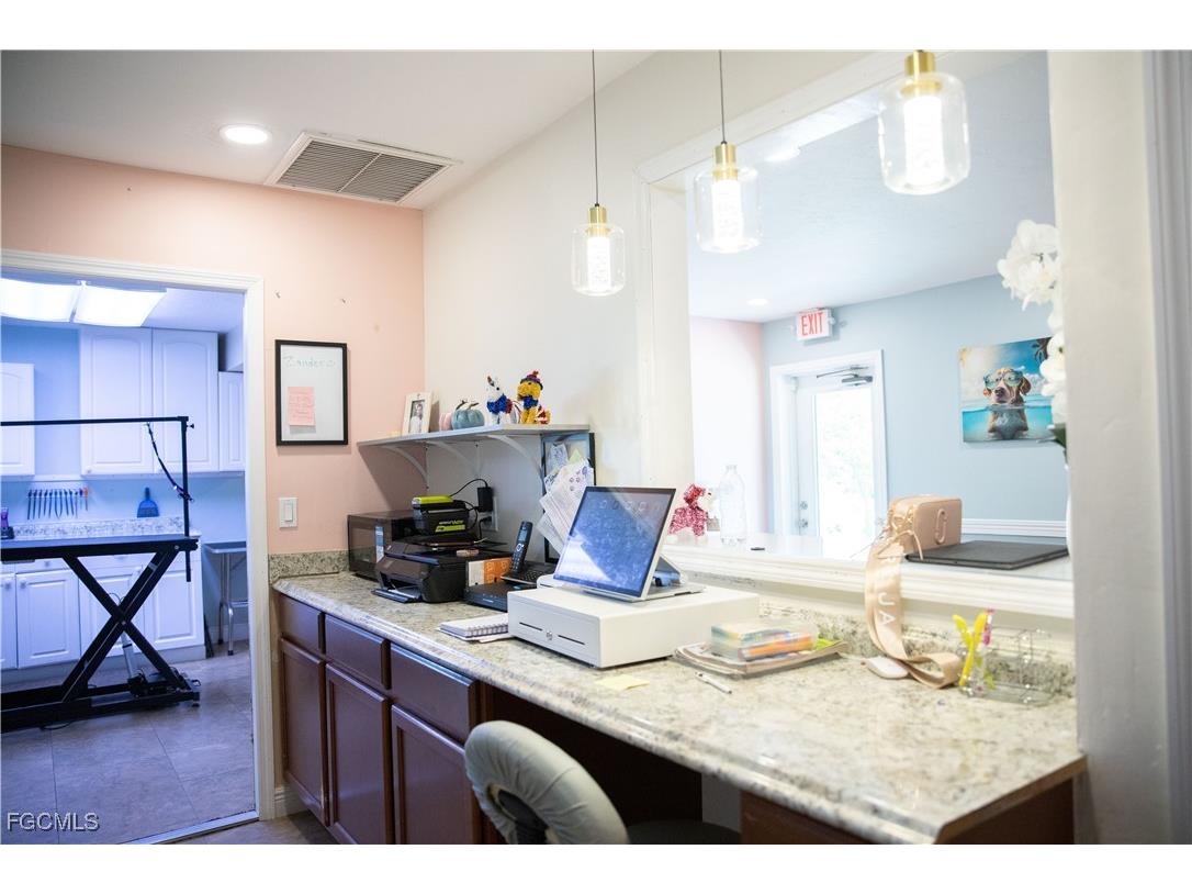 2828 Santa Barbara Boulevard Cape Coral FL 33914 2025020323 image46