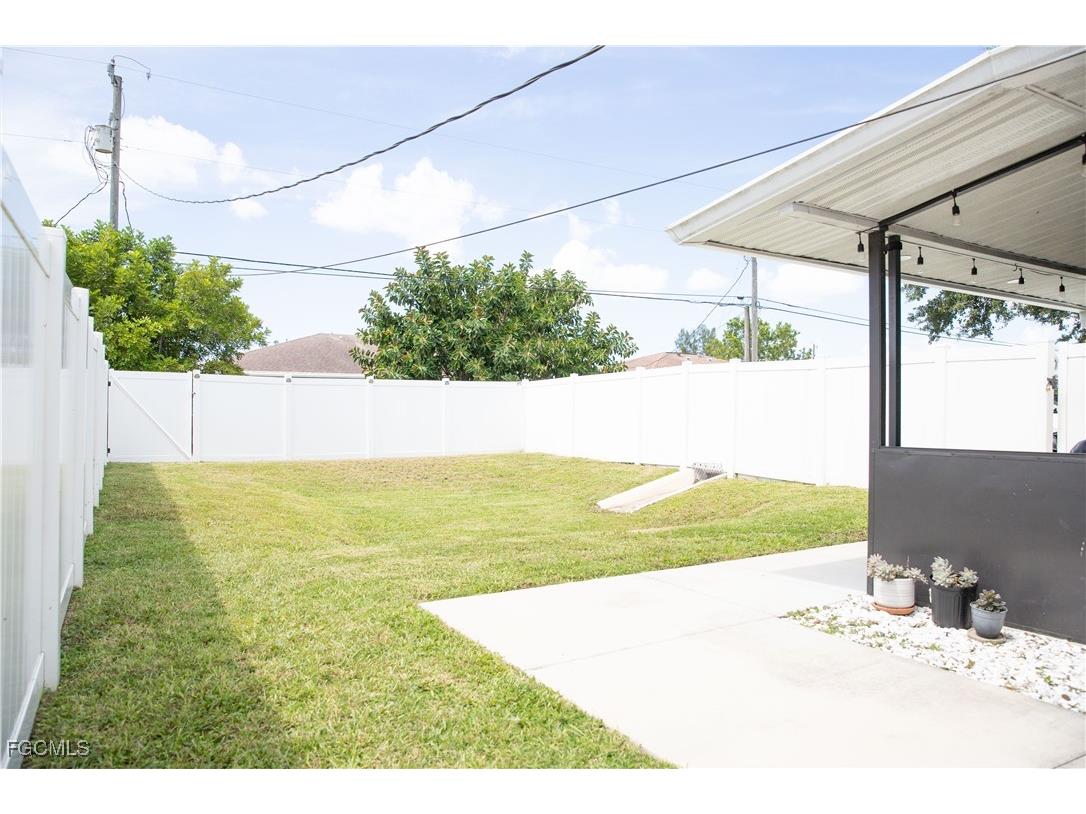 2828 Santa Barbara Boulevard Cape Coral FL 33914 2025020323 image8