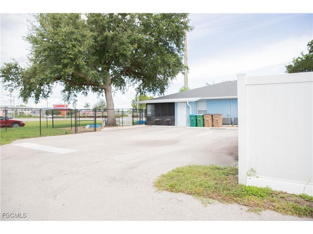 2828 Santa Barbara Boulevard Cape Coral FL 33914 2026003509 image8
