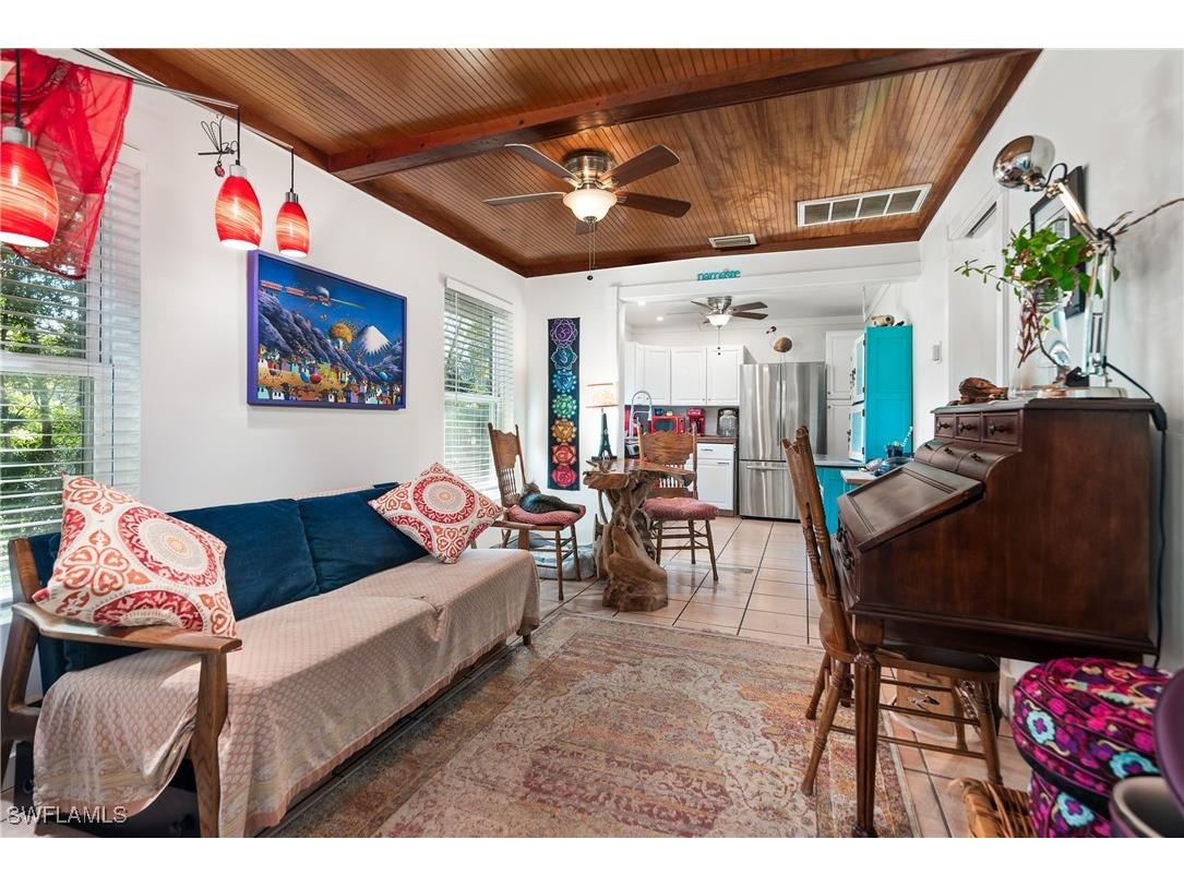 2828 Storter Avenue Naples FL 34112 224096986 image5