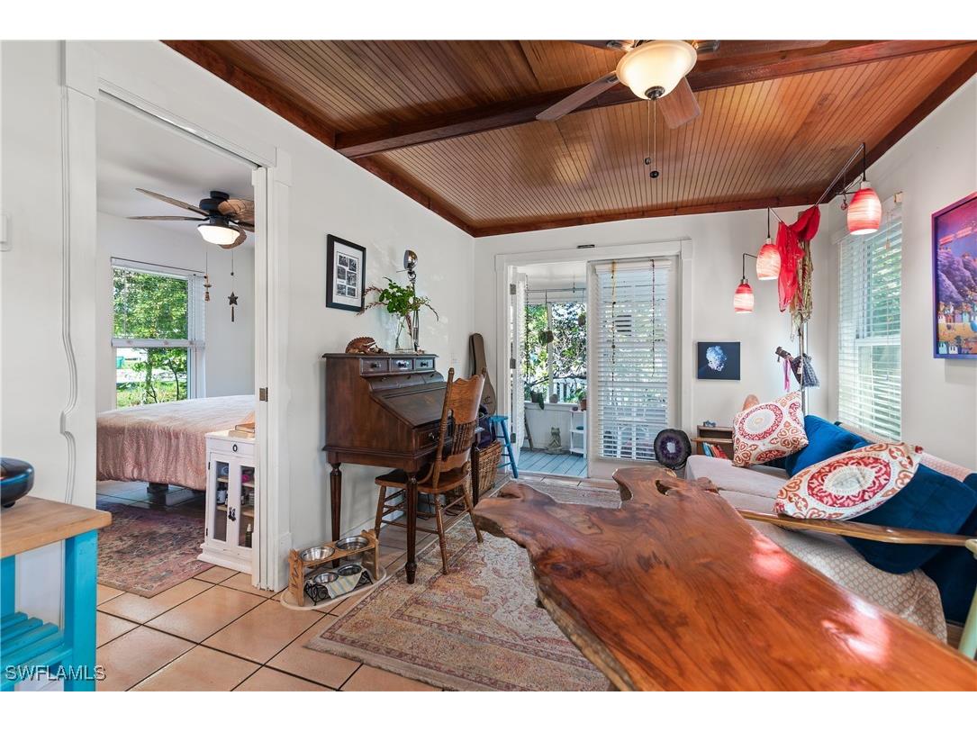 2828 Storter Avenue Naples FL 34112 224096986 image6