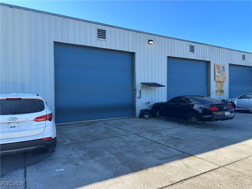 2829 Ford Street #9 Fort Myers FL 33916 2025023389 image2