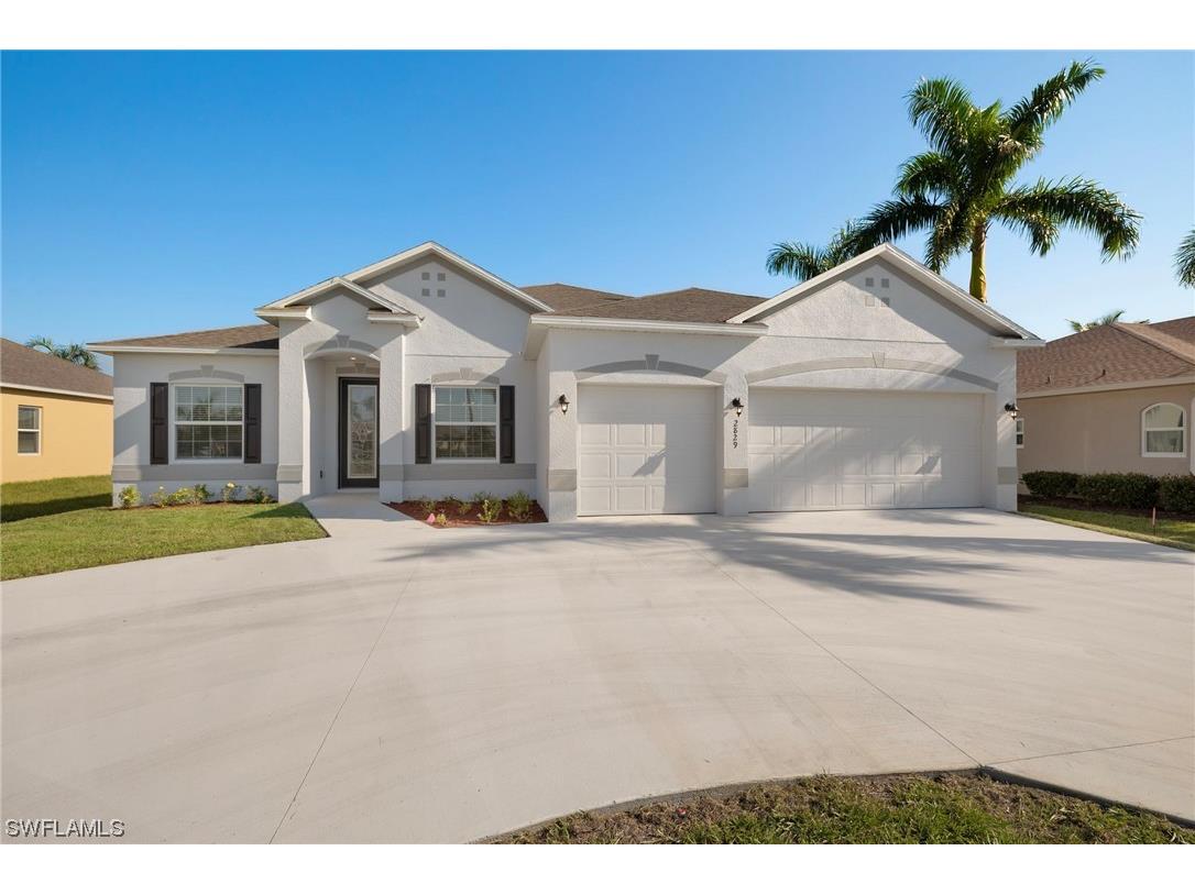 2829 Gleason Parkway Cape Coral FL 33914 223066948 image1