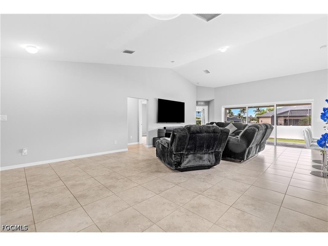  Cape Coral FL 33914 2026024175 image8