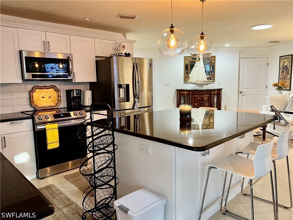 283 Cypress Way W Naples FL 34110 226013633 image2