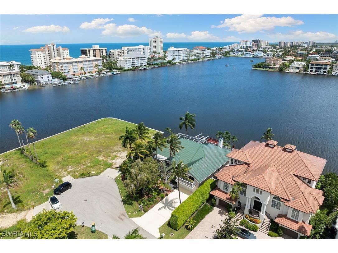 283 Oak Avenue Naples FL 34108 224058019 image1