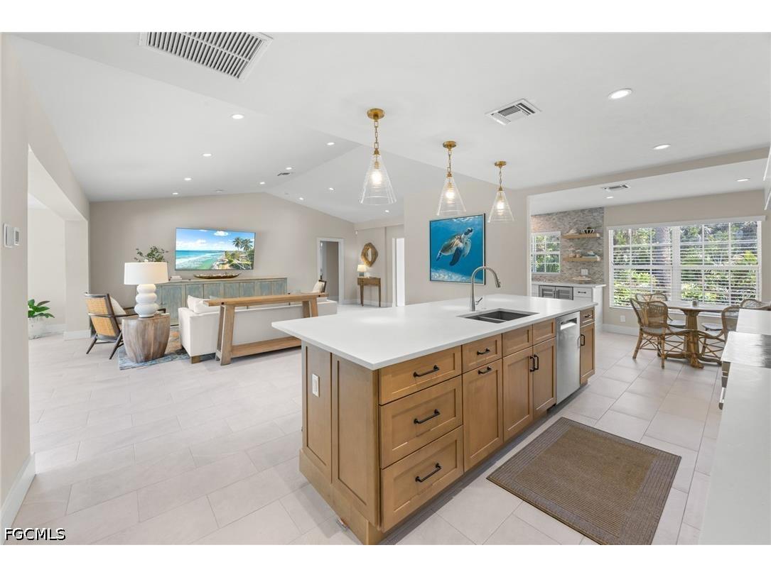 283 Palm Lake Drive Sanibel FL 33957 2026022203 image40