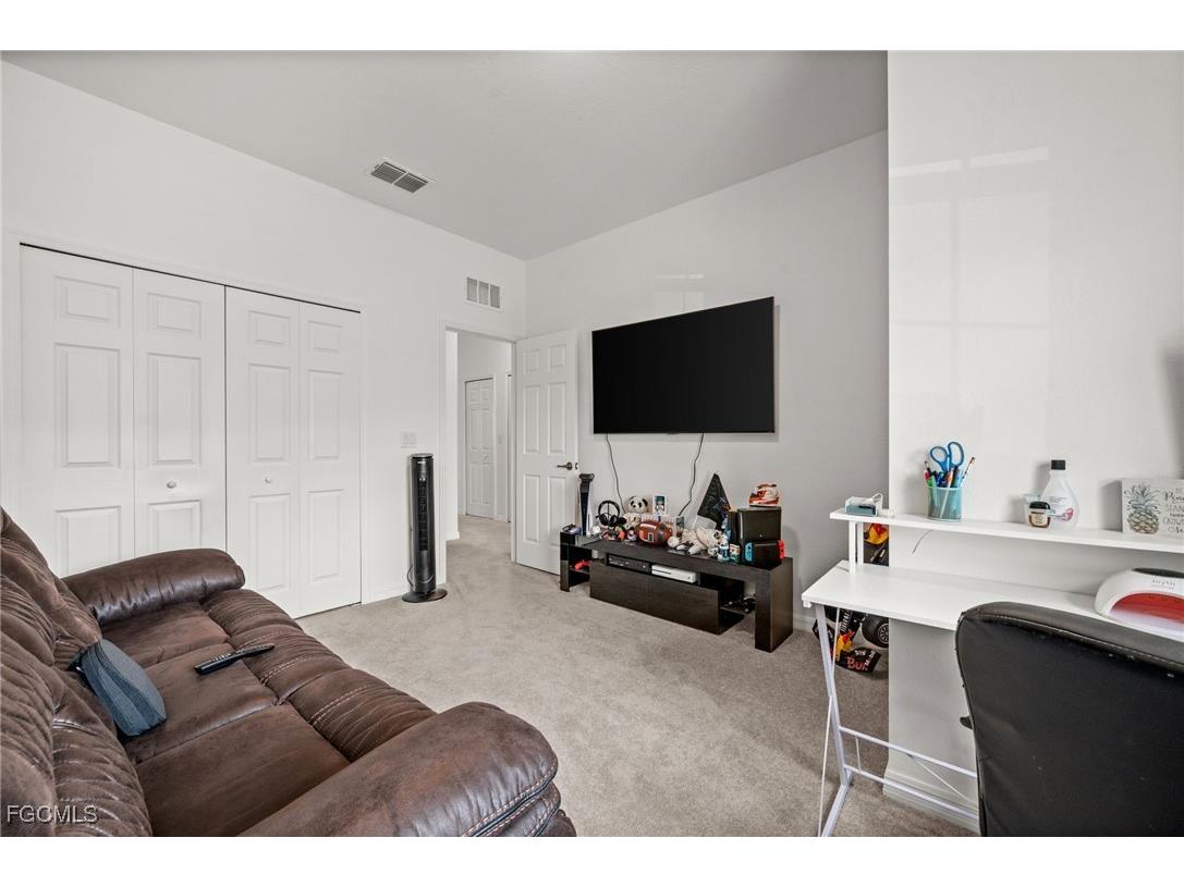 2830 Blossom Way Naples FL 34120 2025013860 image12