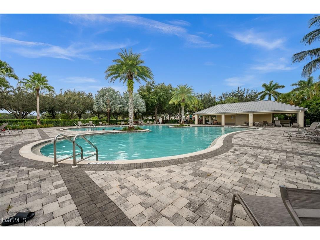 2830 Blossom Way Naples FL 34120 2025013860 image21