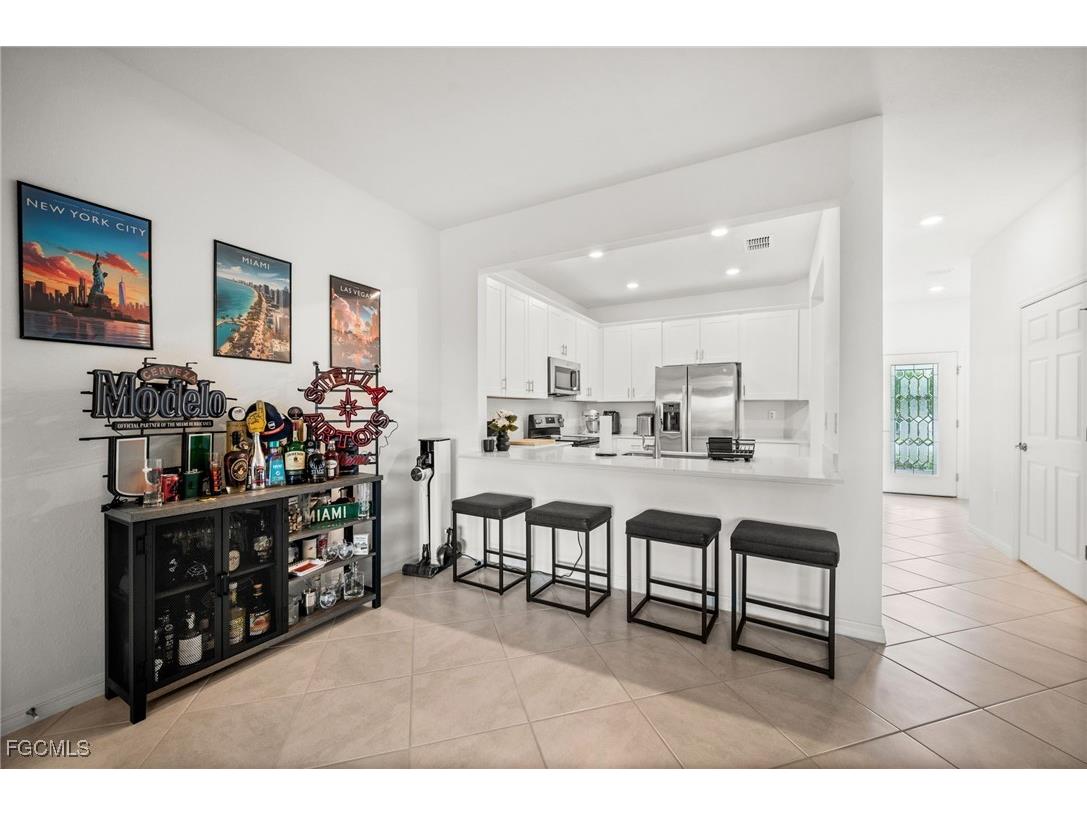 2830 Blossom Way Naples FL 34120 2025013860 image6