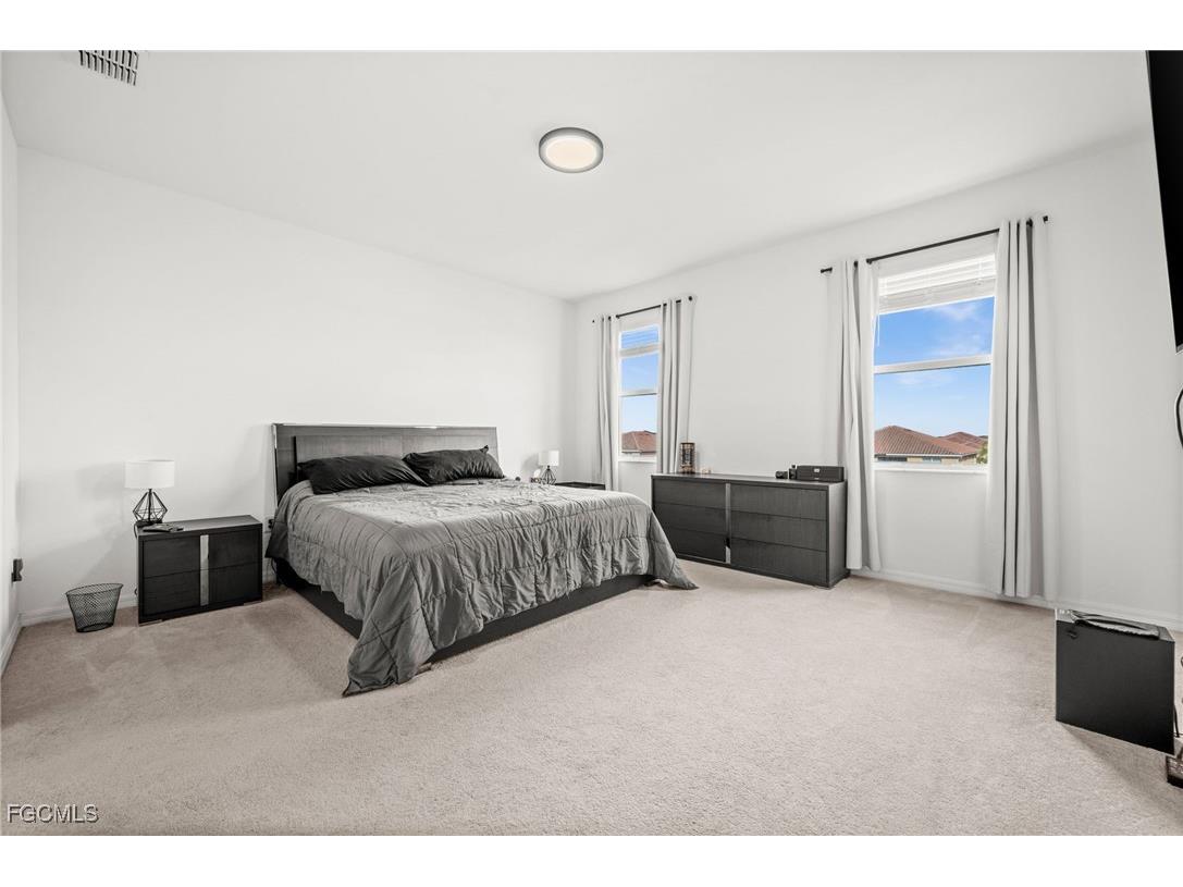 2830 Blossom Way Naples FL 34120 2025013860 image9