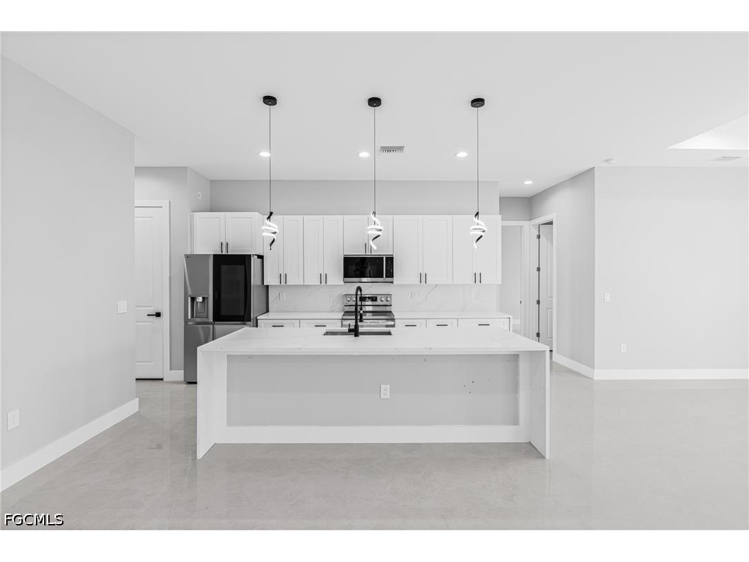 2830 NW 41st Avenue Cape Coral FL 33993 2026016143 image11