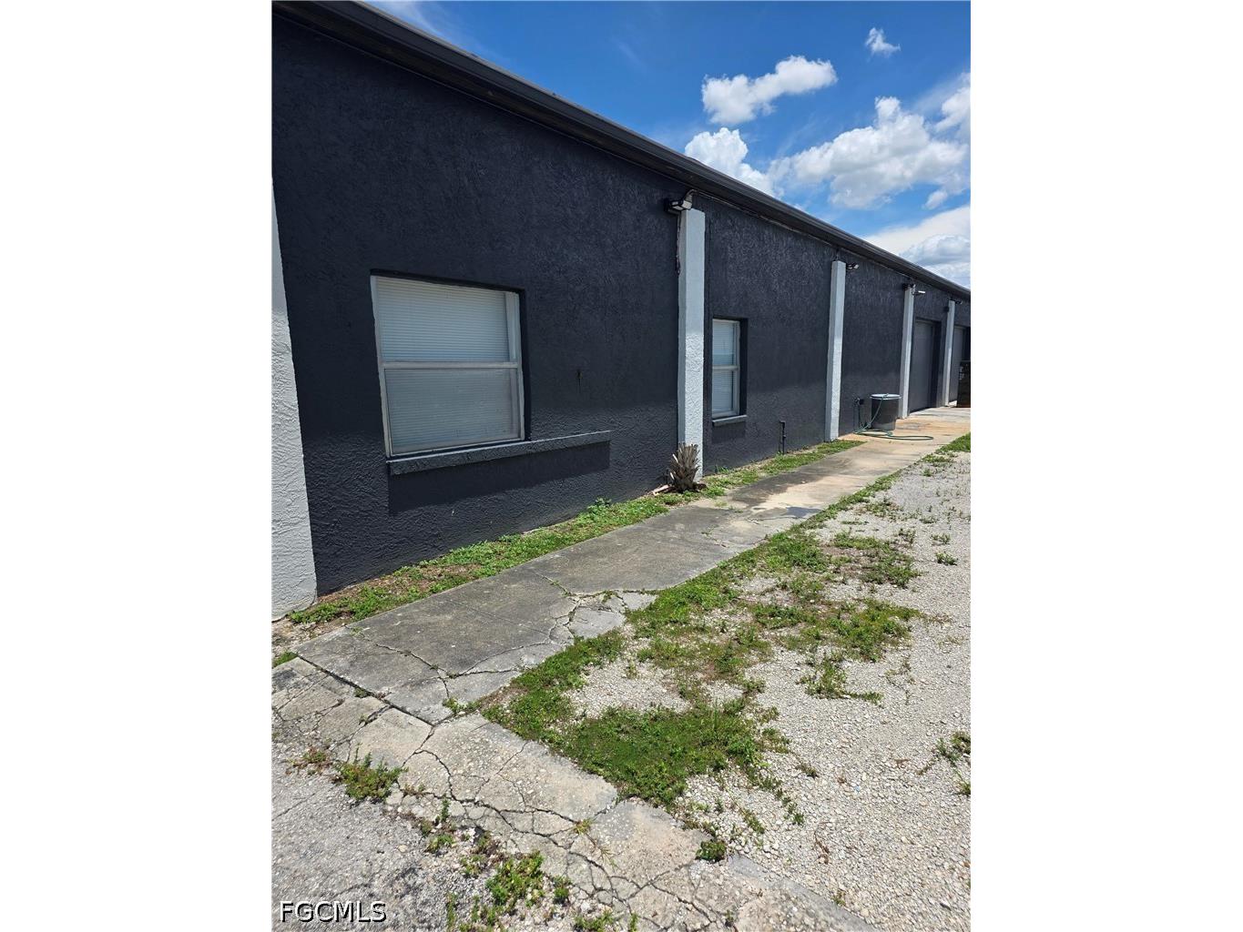 2830 Saint Charles Street S Fort Myers FL 33916 2026025919 image3