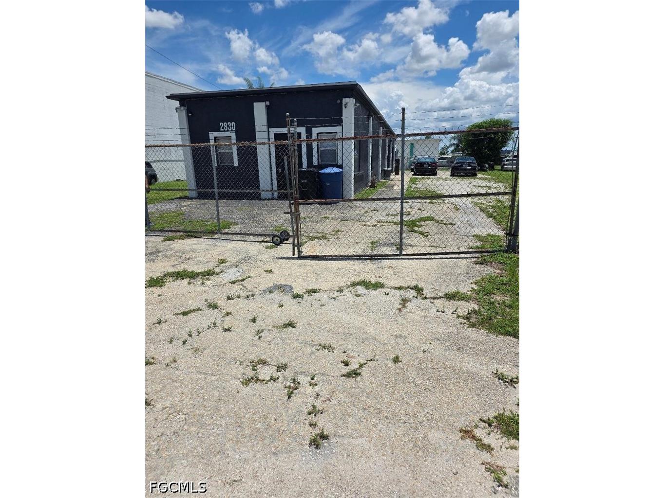 2830 Saint Charles Street S Fort Myers FL 33916 2026025919 image5
