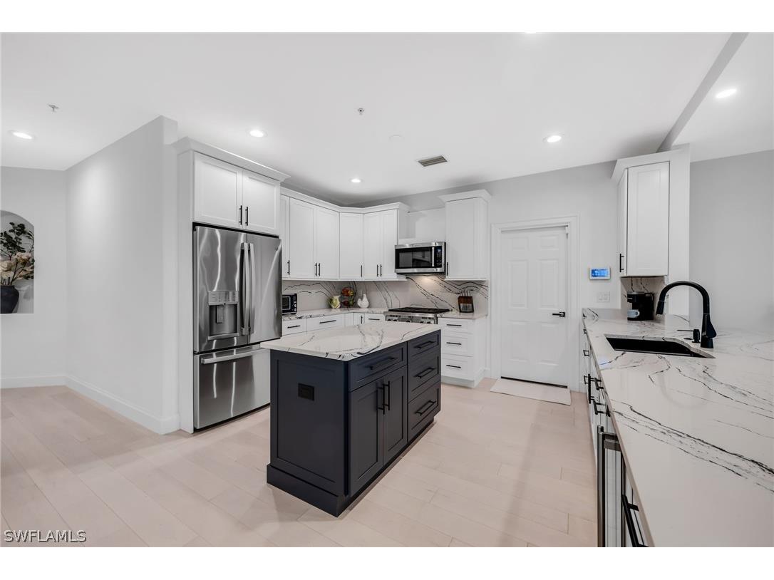 2830 Tiburon Boulevard E #101 Naples FL 34109 226011619 image11